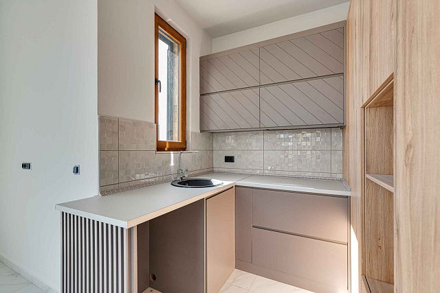 Spacious and bright apartments with panoramic sea views — photo 9